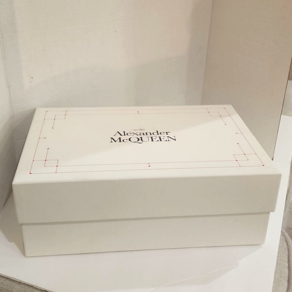 Authentic Alexander McQueen Oversized Spray Flocking Sneakers Men size 8 - Picture 8 of 13